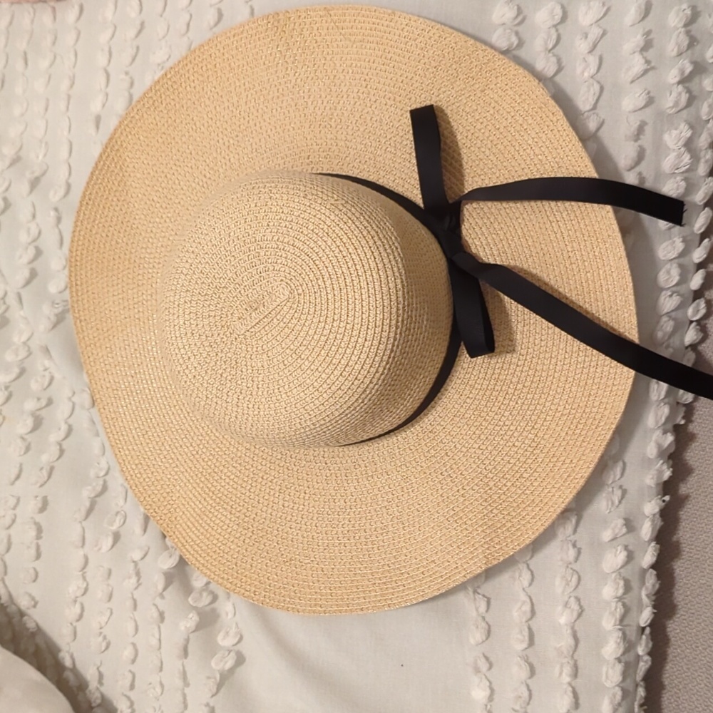 Beach hat